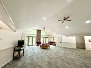 Meeting Areas 6 Meeting Space Inside At The Laurel Cottage At Wcrc, A Perfect Location For Christian Youth Group And Family Trips